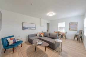 #StayInMyDistrict Coos Bay Indigo Cottage